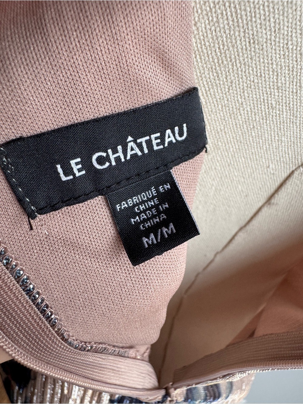 Le Chateau Floral Shimmer Cocktail Dress Sz M Fitted Sexy Party Wrap V-Neck NWT - Picture 11 of 14